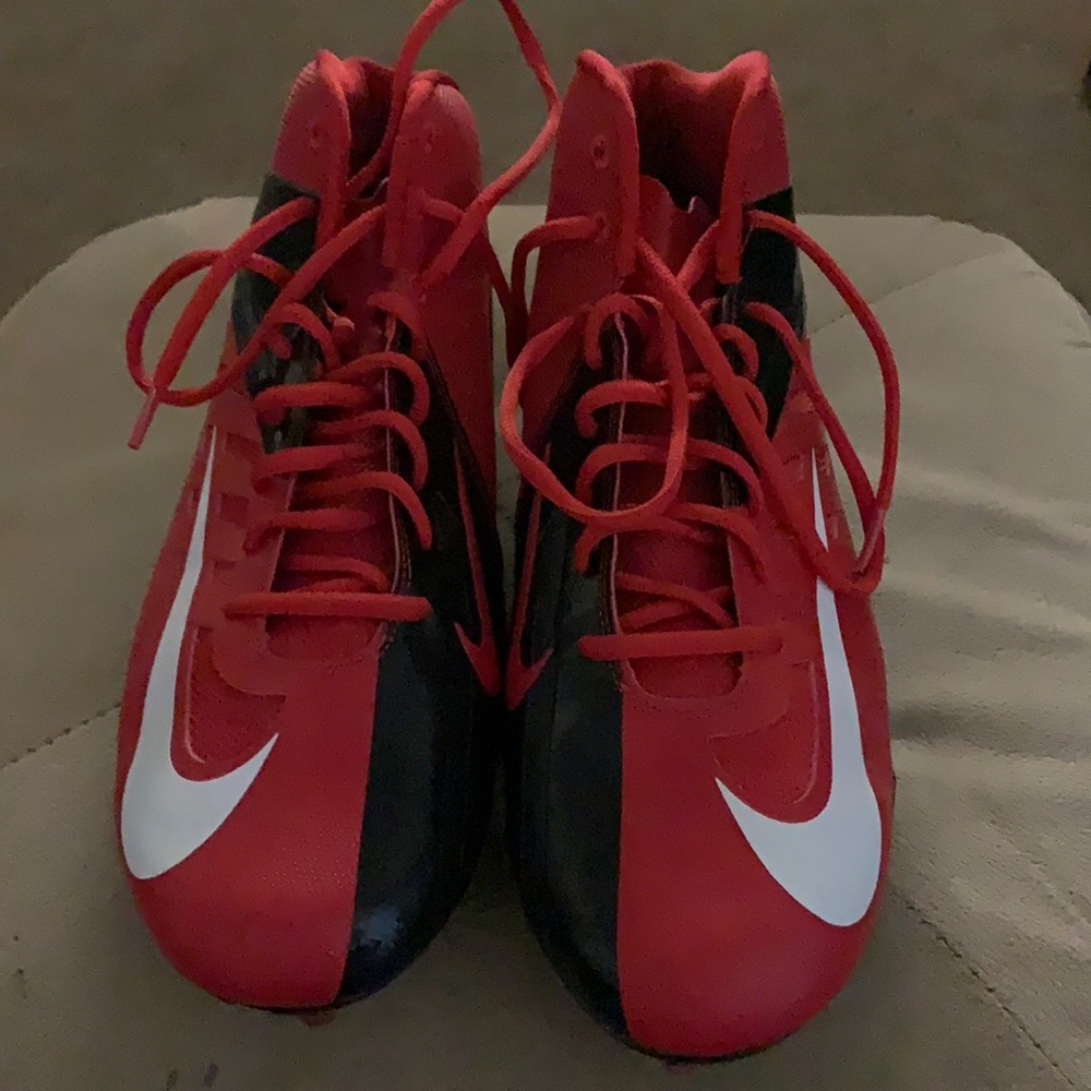 Nike men’s cleats